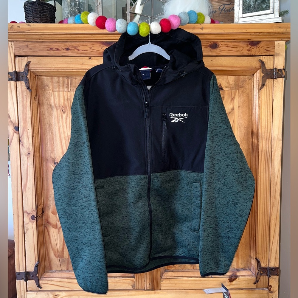 Reebok Hunter Green Heather & Black Classic 
Hooded Fleece Jacket. SZ Large NWT